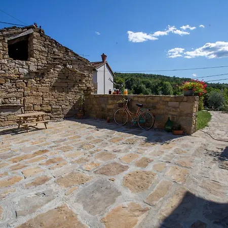 Holiday home 1 Bedroom Awesome In *