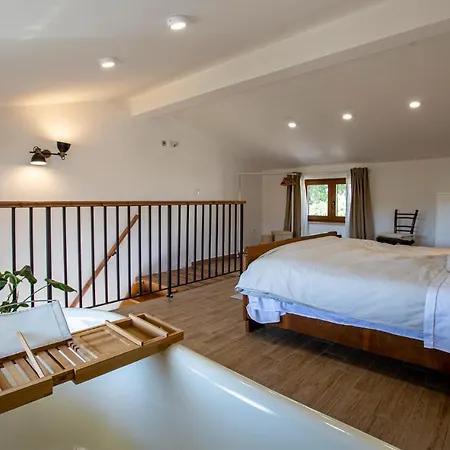 Holiday home 1 Bedroom Awesome In Brezovica pri Gradinu